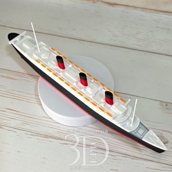 Фигурка лайнера RMS Queen Mary (Лайнер Королева Мария) 095 фото