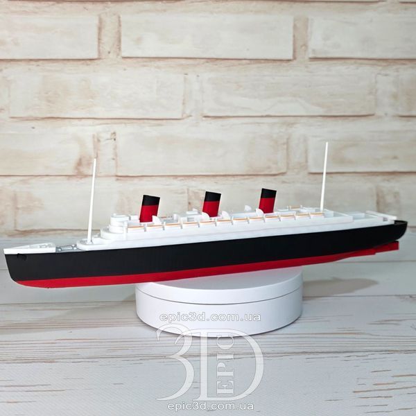 Фигурка лайнера RMS Queen Mary (Лайнер Королева Мария) 095 фото